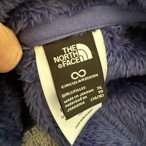 Girls North Face zip fleece jacket. Dark periwinkle.